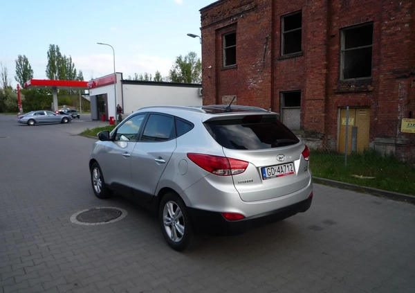 Hyundai ix35 cena 31900 przebieg: 144000, rok produkcji 2012 z Płock małe 277